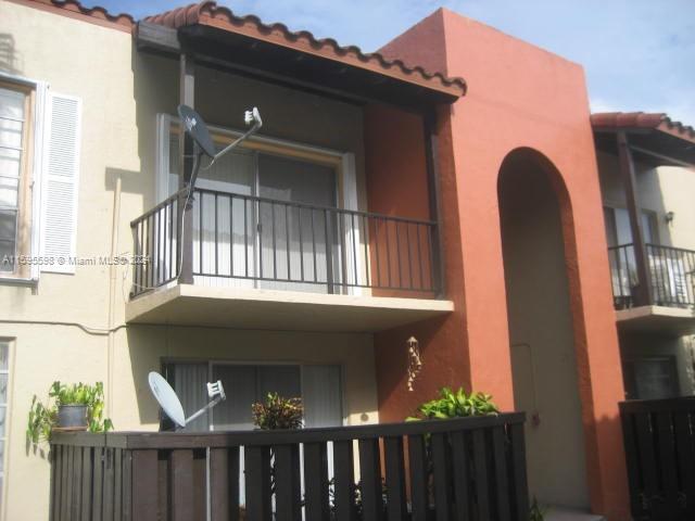 Primary Photo - 10816 N Kendall Dr