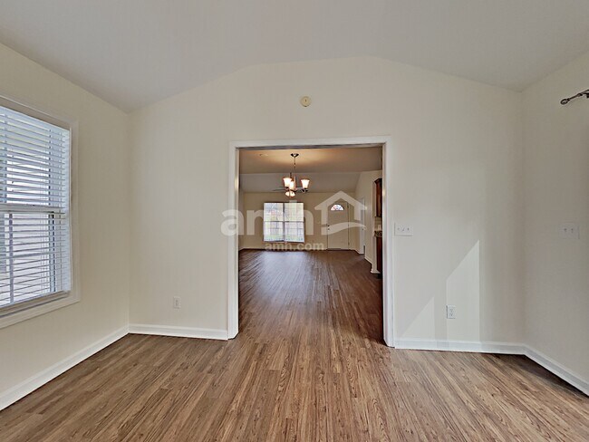 Foto del edificio - 2908 Checkers Ct