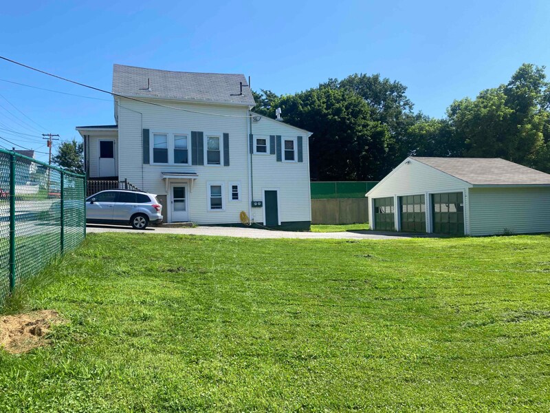 43 Foch St Unit 2, Lewiston, ME 04240 Room for Rent in Lewiston, ME