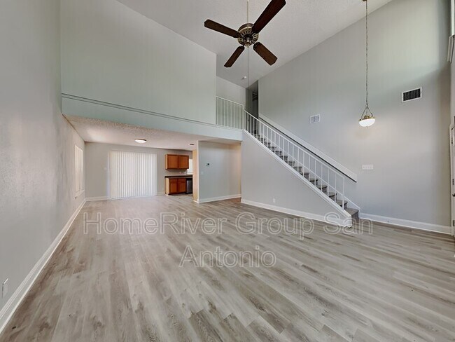Building Photo - 8751 Ridge Mile Dr
