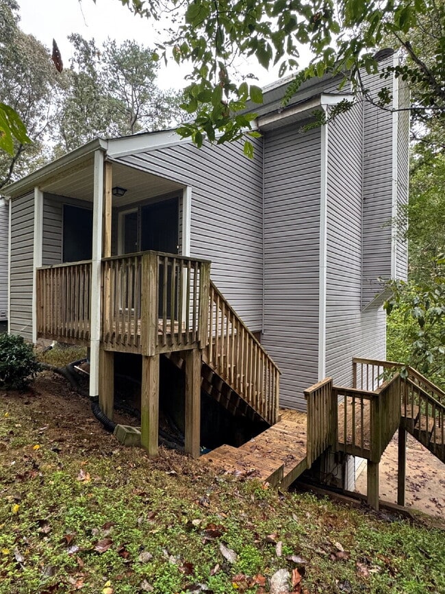 Building Photo - 3827 Trotter Rd