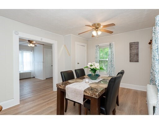 Foto del edificio - 83 Hawthorne St