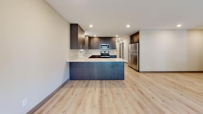 Foto del edificio - 826 20th Ave SE