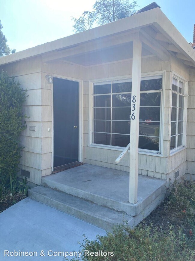 Building Photo - 4 br, 2 bath House - 836 Warren Way