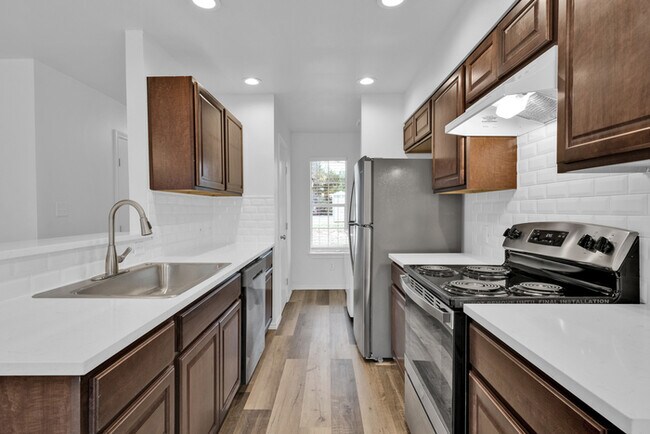 Building Photo - 9927 Bilbrook Pl