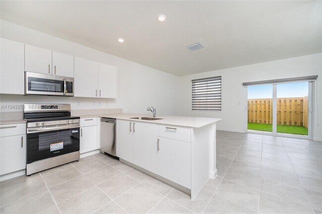 Foto del edificio - 2747 SE 26th Rd