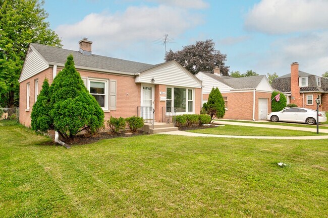Foto del edificio - 384 S Wolf Rd