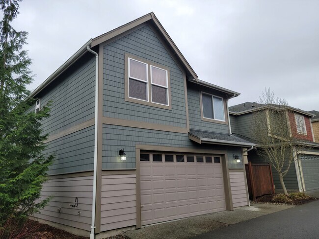 Building Photo - 4302 25th St SE