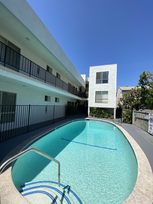 45 2 Bedroom Apartments for Rent in Burbank, CA Westside Rentals