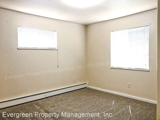Building Photo - 1700 Larch St