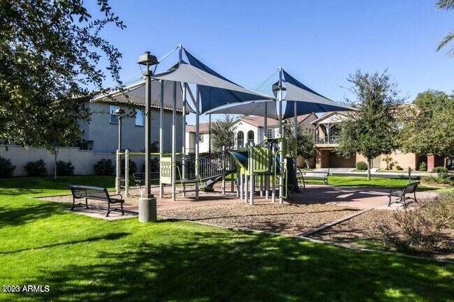 Foto del edificio - 4258 E Pony Ln