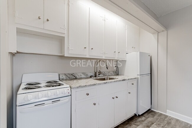 Building Photo - 1005 Haven Dr