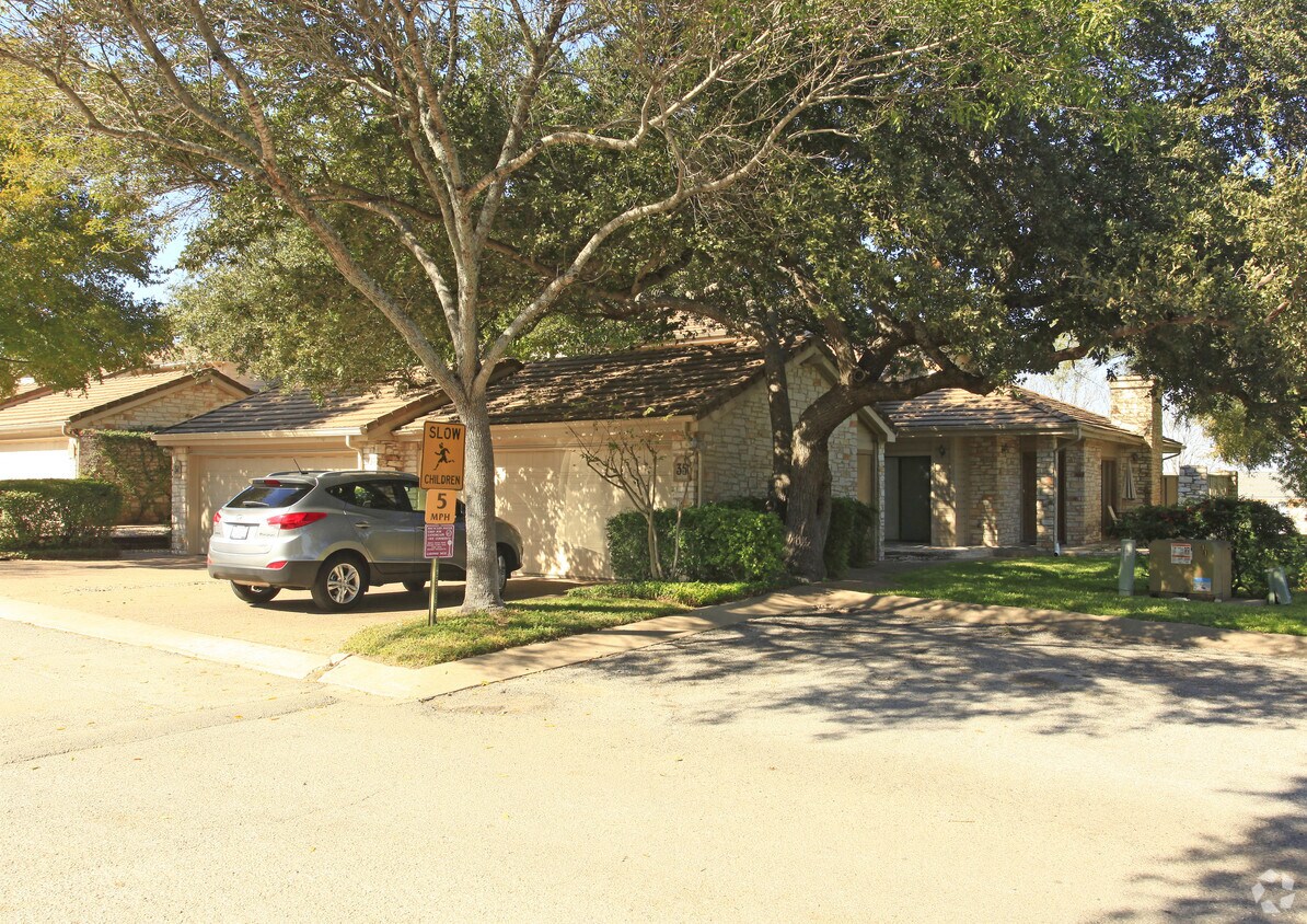 Primary Photo - Retama Garden Homes