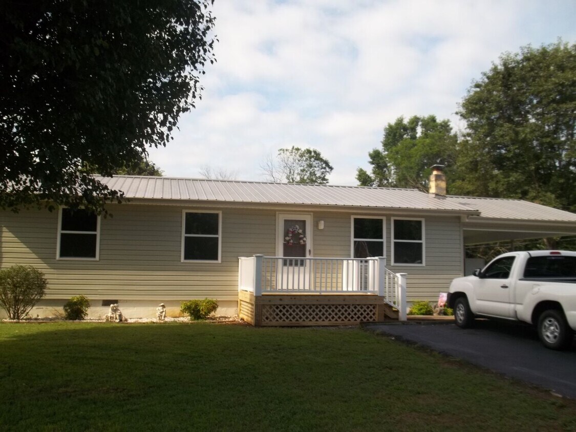 Primary Photo - 2025 Diana Rd
