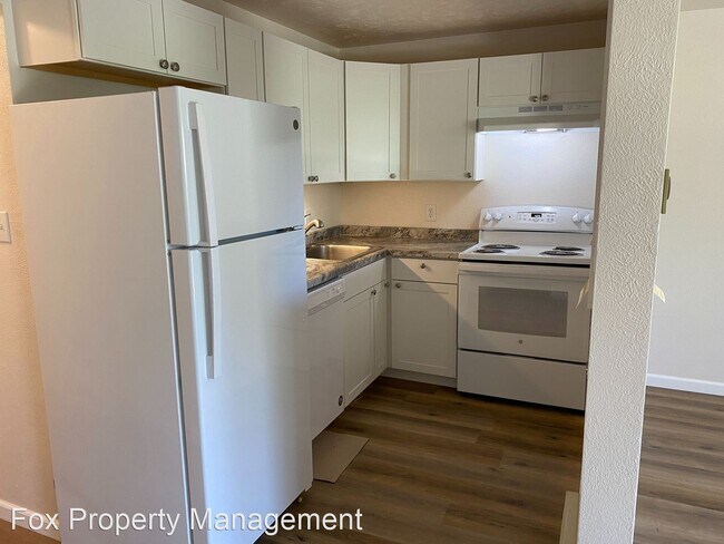 Building Photo - 528 Baker St