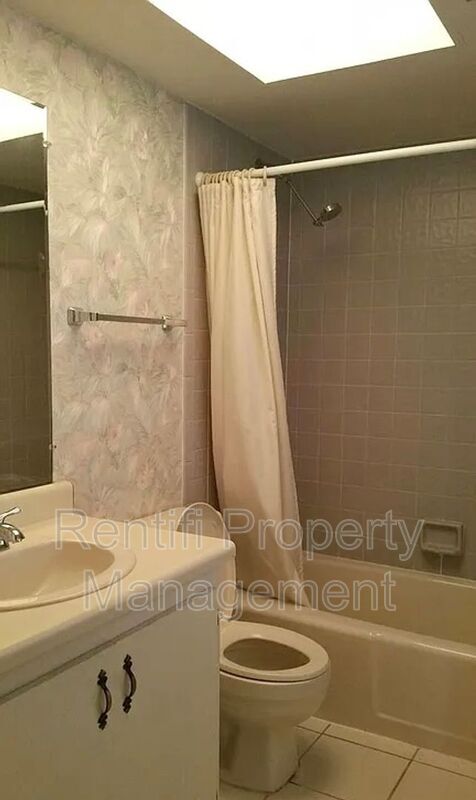 Foto del edificio - 5004 SW 10th Ave