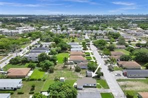 Foto del edificio - 2055 NW 8th St