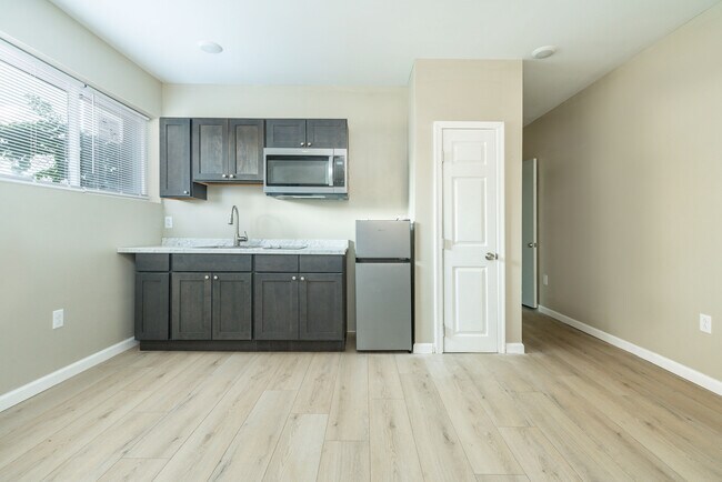 Foto del edificio - 104 S 51st St