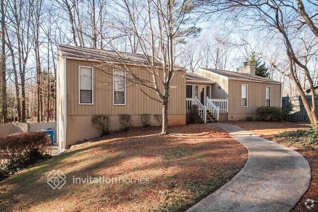 Building Photo - 3179 Terrace Dr