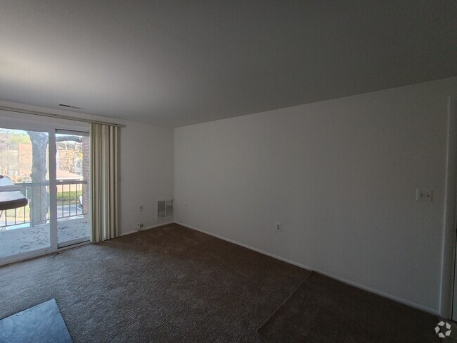 Building Photo - 13211 Chalet Pl