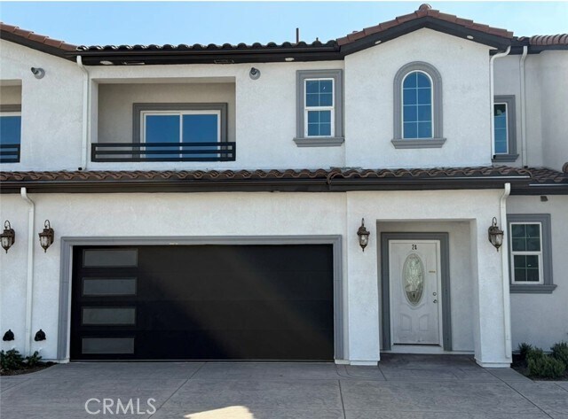 Foto del edificio - 15909 Merrill Ave