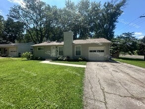 Building Photo - 7100 Santa Fe Dr