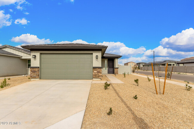 Building Photo - 17412 W Paraiso Ln