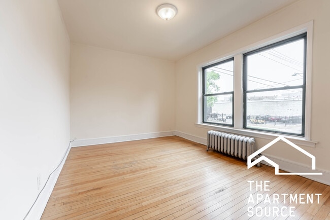 Building Photo - 2338 N Spaulding Ave