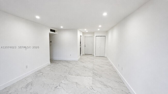 Building Photo - 9107 SW 137th Ter