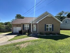 Building Photo - 808 Leigh Ann Dr