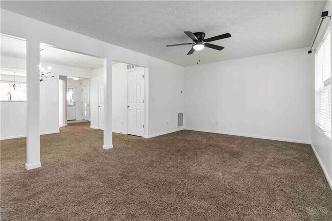 Foto del edificio - 3535 Waldrop Trail