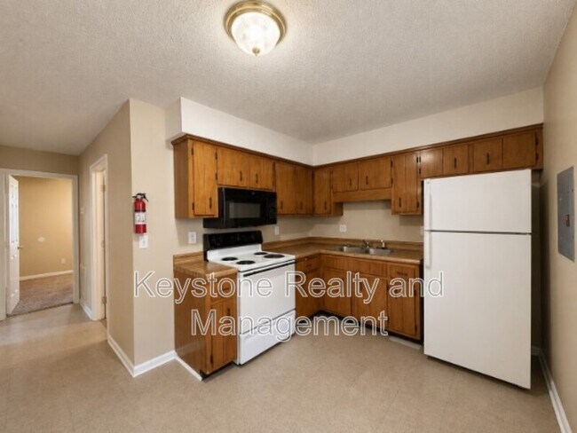 Foto del edificio - 1375 Thompsonville Ln