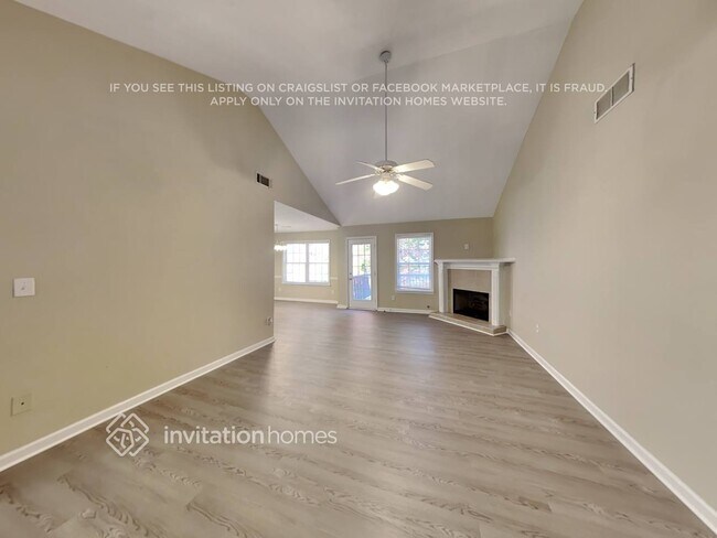 Building Photo - 1594 Stephens Pond View