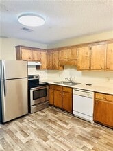 Building Photo - 124 Evergreen Trail SE
