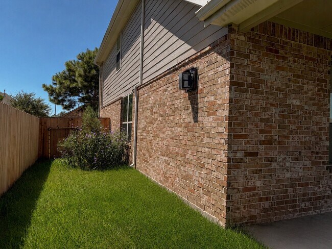 Foto del edificio - 20338 Fossil Valley Ln