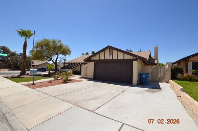Building Photo - 6543 Barbary Cir