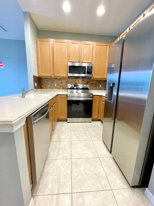 Cocina 2 - 7230 Hamilton Rd