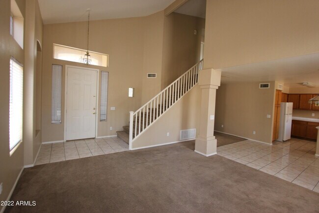 Foto del edificio - 6905 W Harrison St