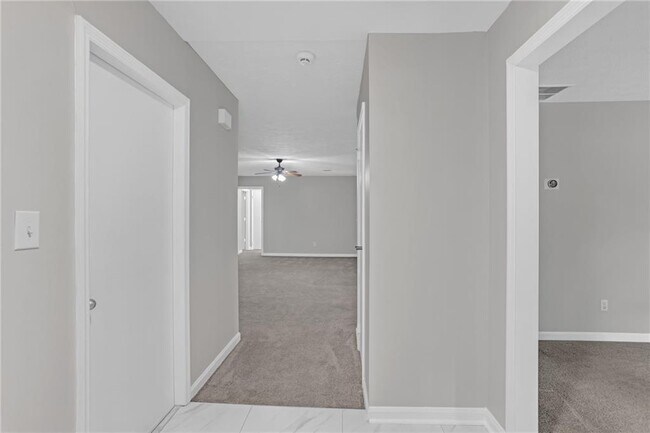 Building Photo - 4906 Wolverton Dr