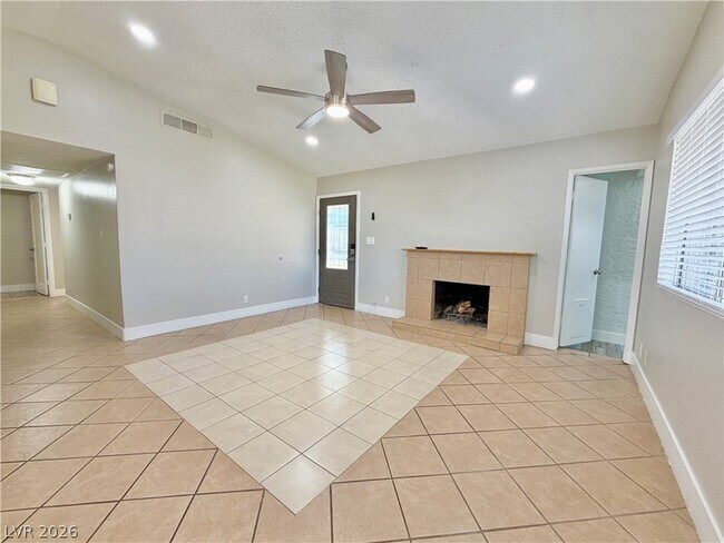Building Photo - 6144 Rosalita Ave