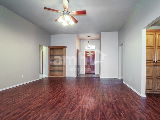 Building Photo - 8824 NW 85th St