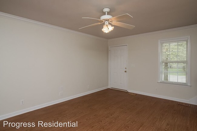 Building Photo - 1527 Dodd Trl