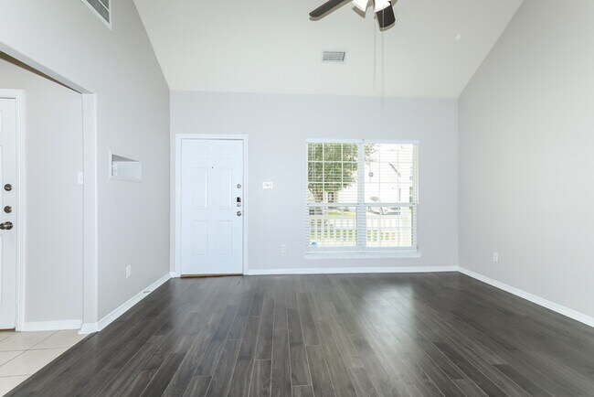 Building Photo - 21122 Molasses Meadow Ln