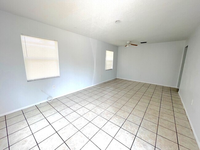 Building Photo - 2216 Flamingo Blvd