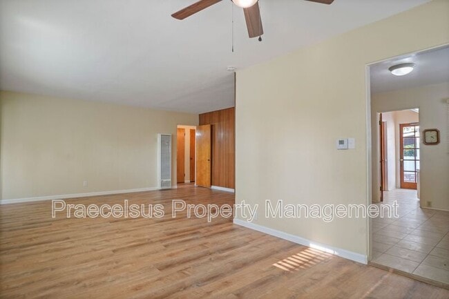 Building Photo - 5183 Marlborough Dr