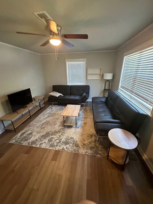 Foto del edificio - Duplex down town prattville