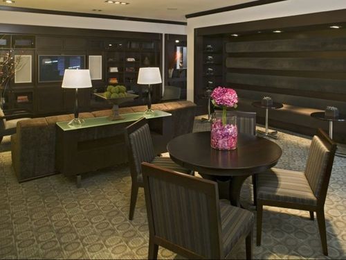 Foto del edificio - 55 Riverwalk Pl