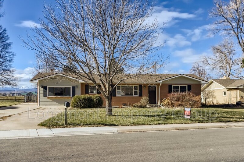 825 10th St, Berthoud, CO 80513 House for Rent in Berthoud, CO