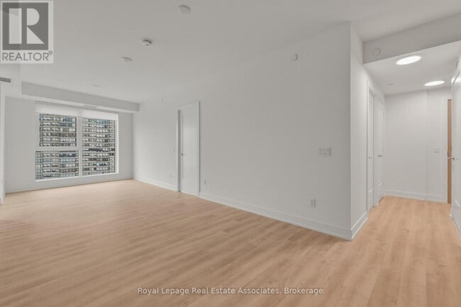 Building Photo - 25 Cordova Ave