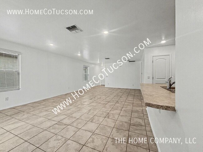 Foto del edificio - 955 W Calle Ronda